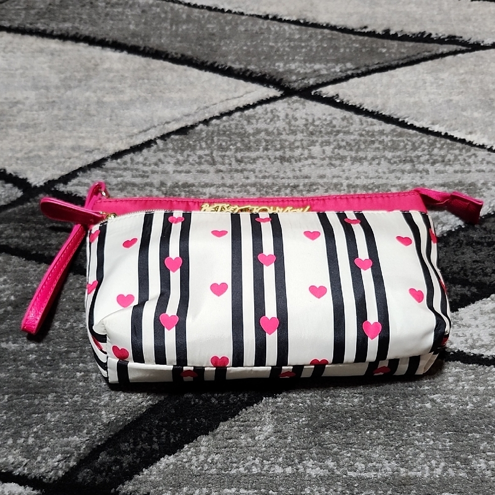 BETSEY JOHNSON FABIC SMALL WRISTLET WALLET CLUTCH ORGANIZER BAG
